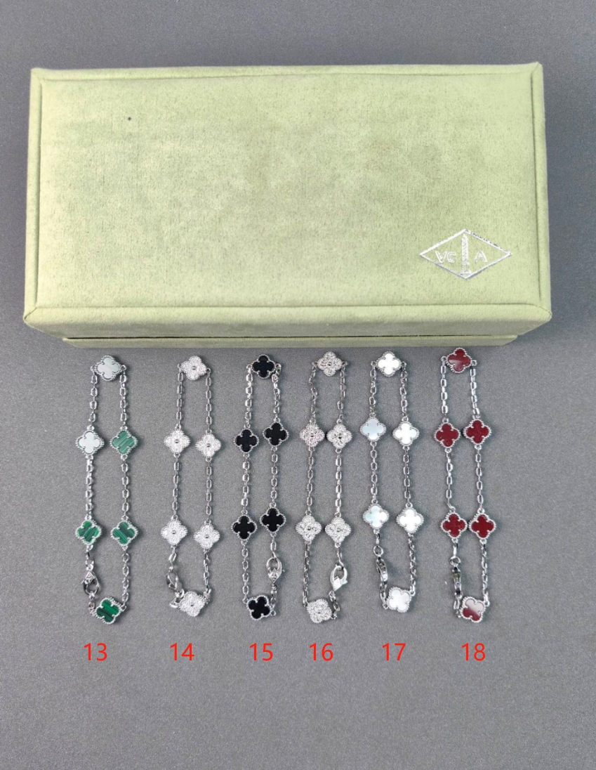 Alhambra 6 Motif Mini Bracelet
