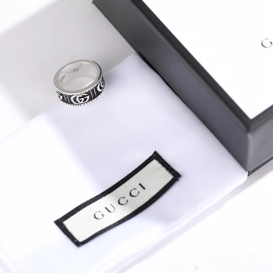 Double G Ring
