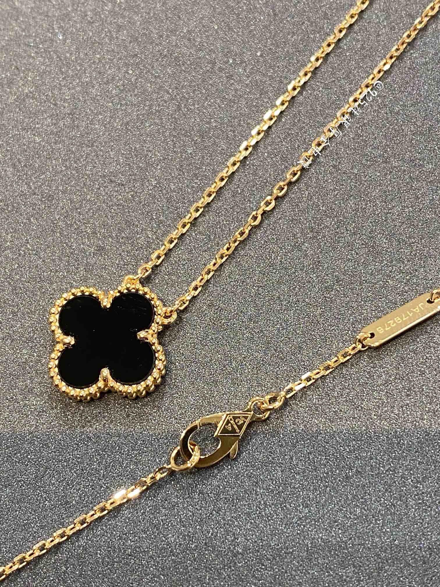 Alhambra Black Onyx 1 motif Necklace