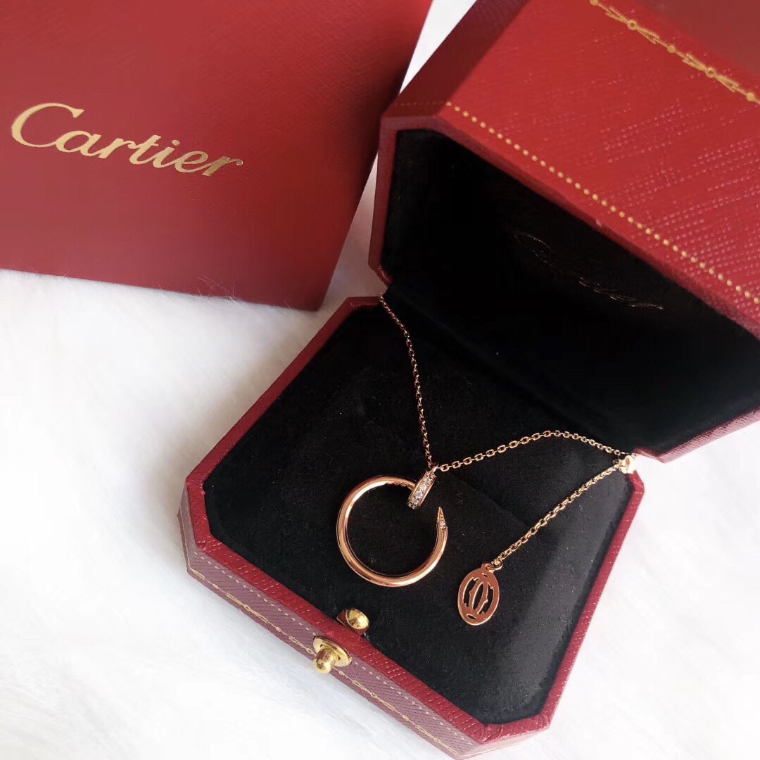 Juste un Clou Nail Pendant Necklace with Diamonds