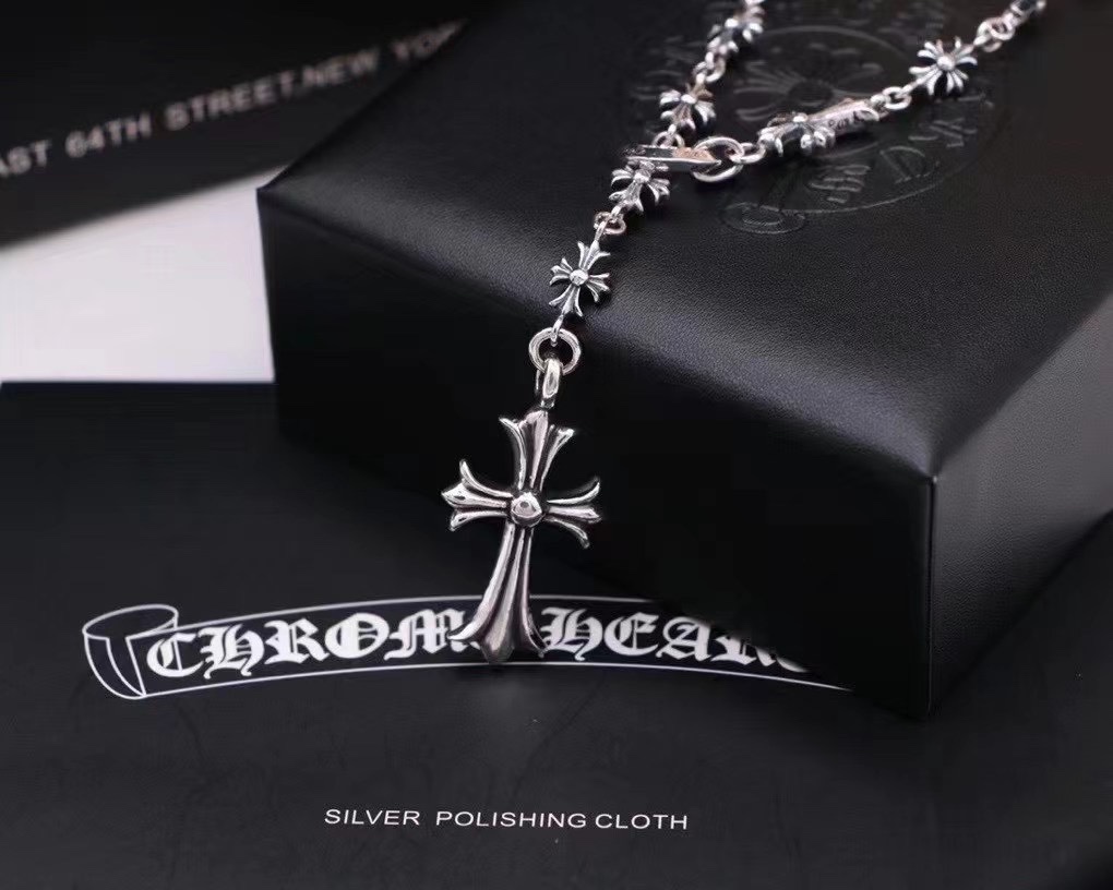 Class Cross Pendant Necklace