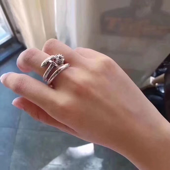 Nail Ring