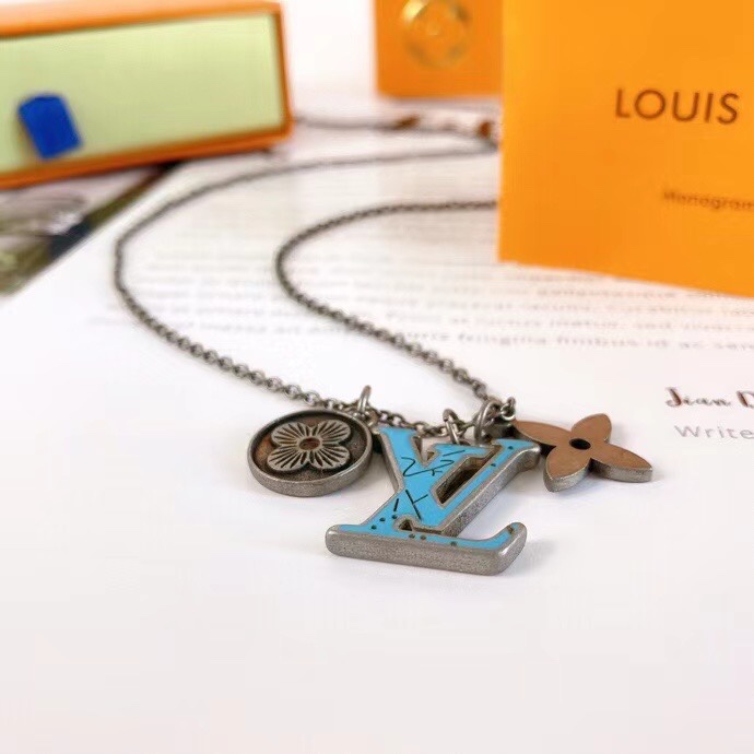 Pendant Chain Turquoise Necklace