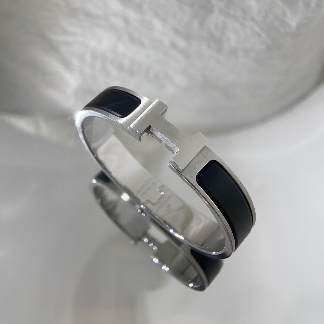 Clic HH Black Bracelet