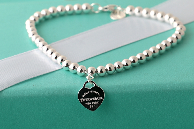 Mini Heart Tag Bead Bracelet