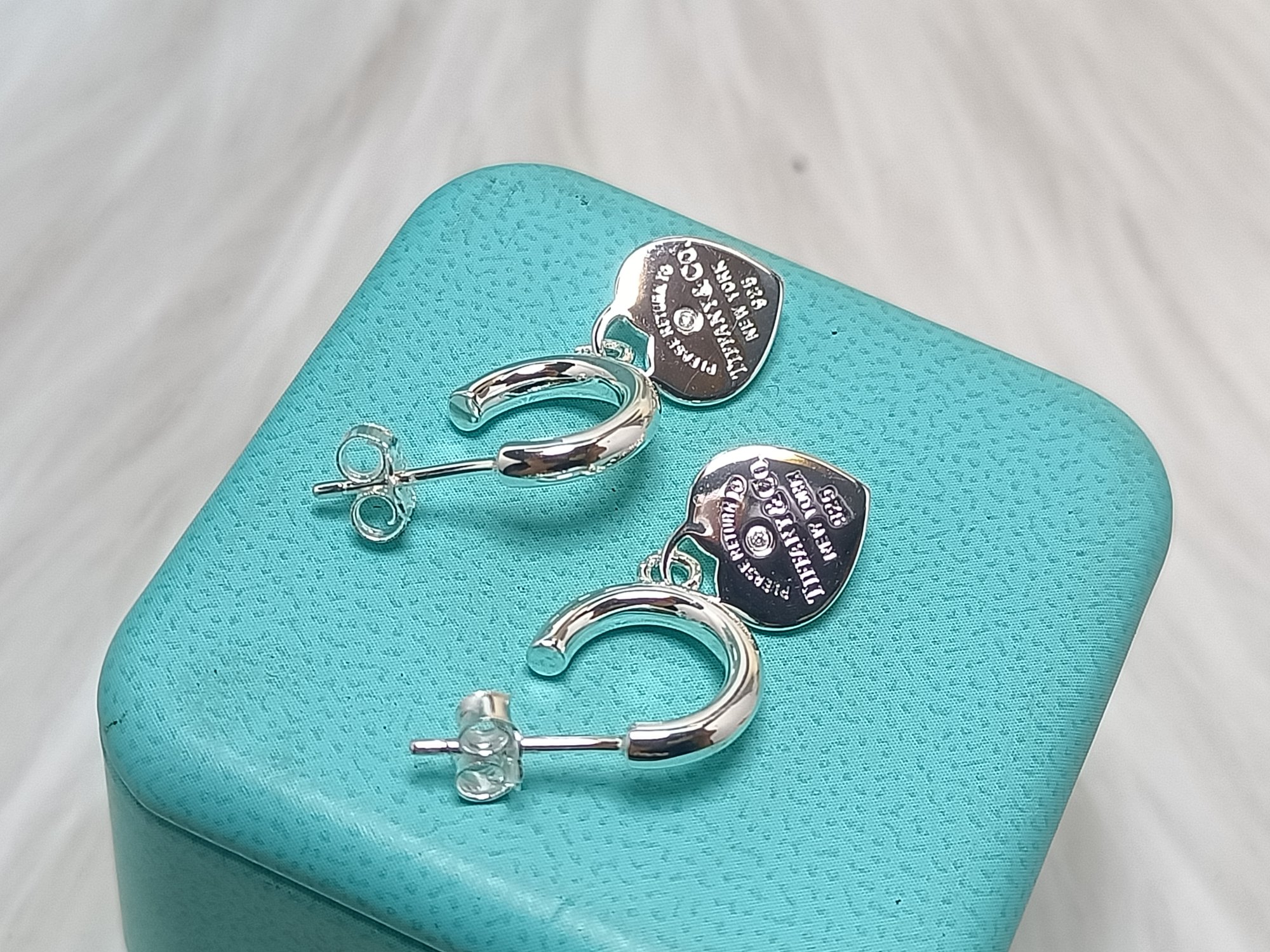 Heart Earrings with Diamonds