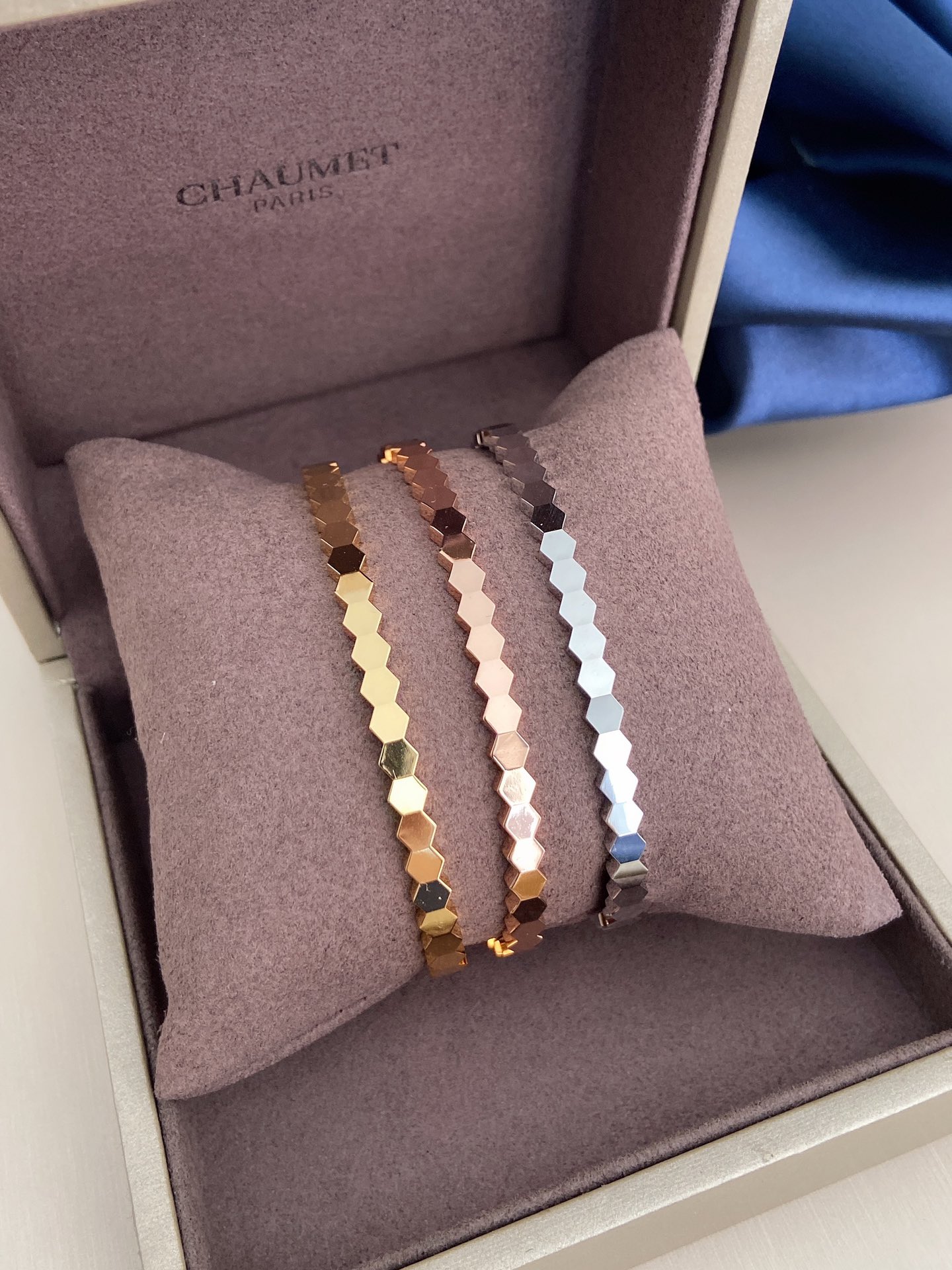 Bee Bracelet without Diamonds
