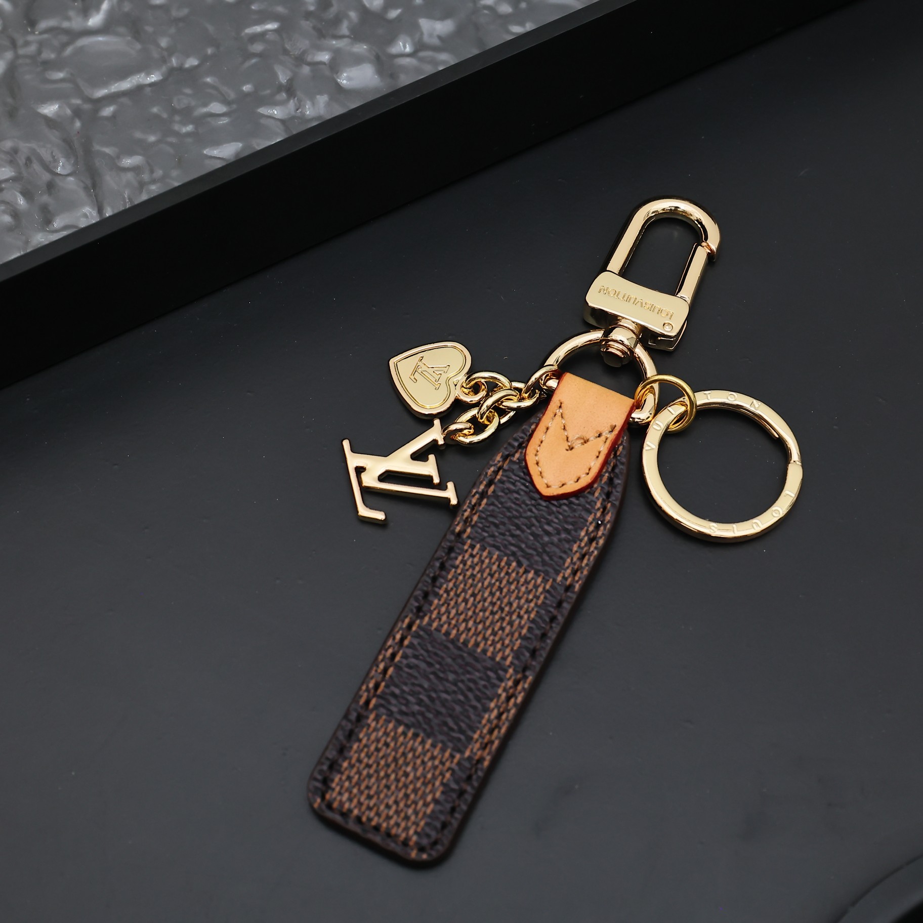 Keychain 9