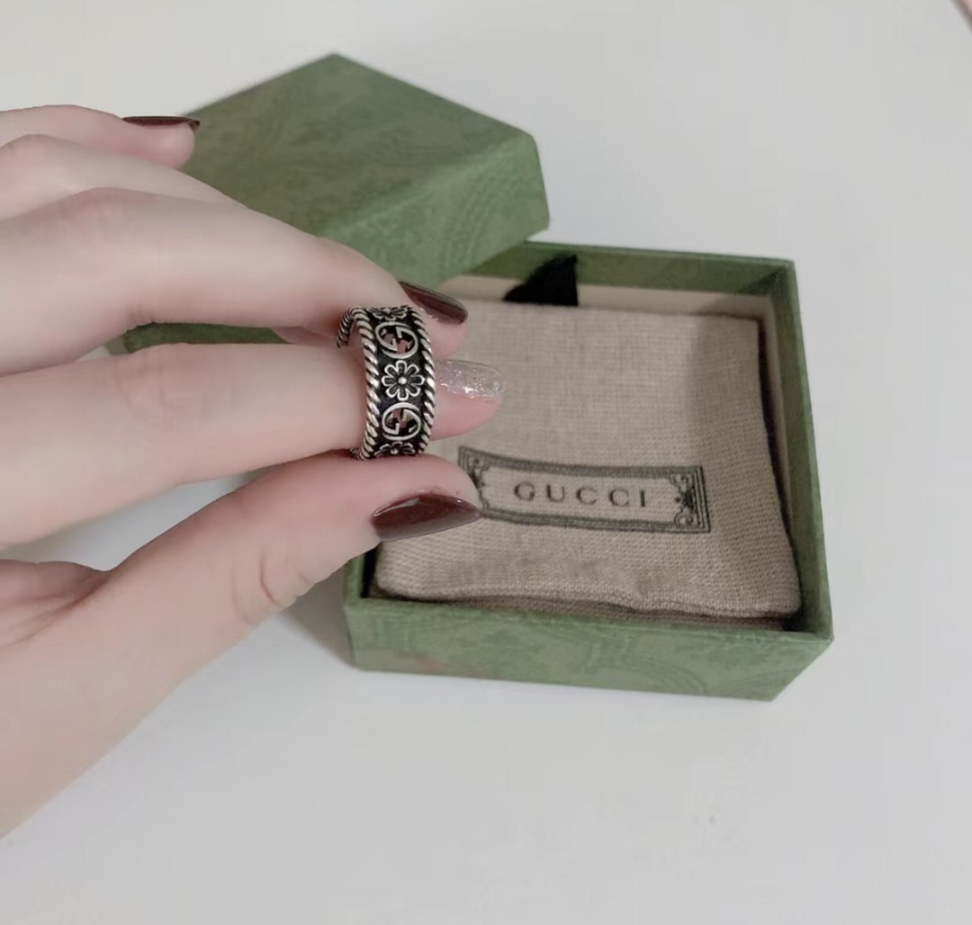 Daisy Ring