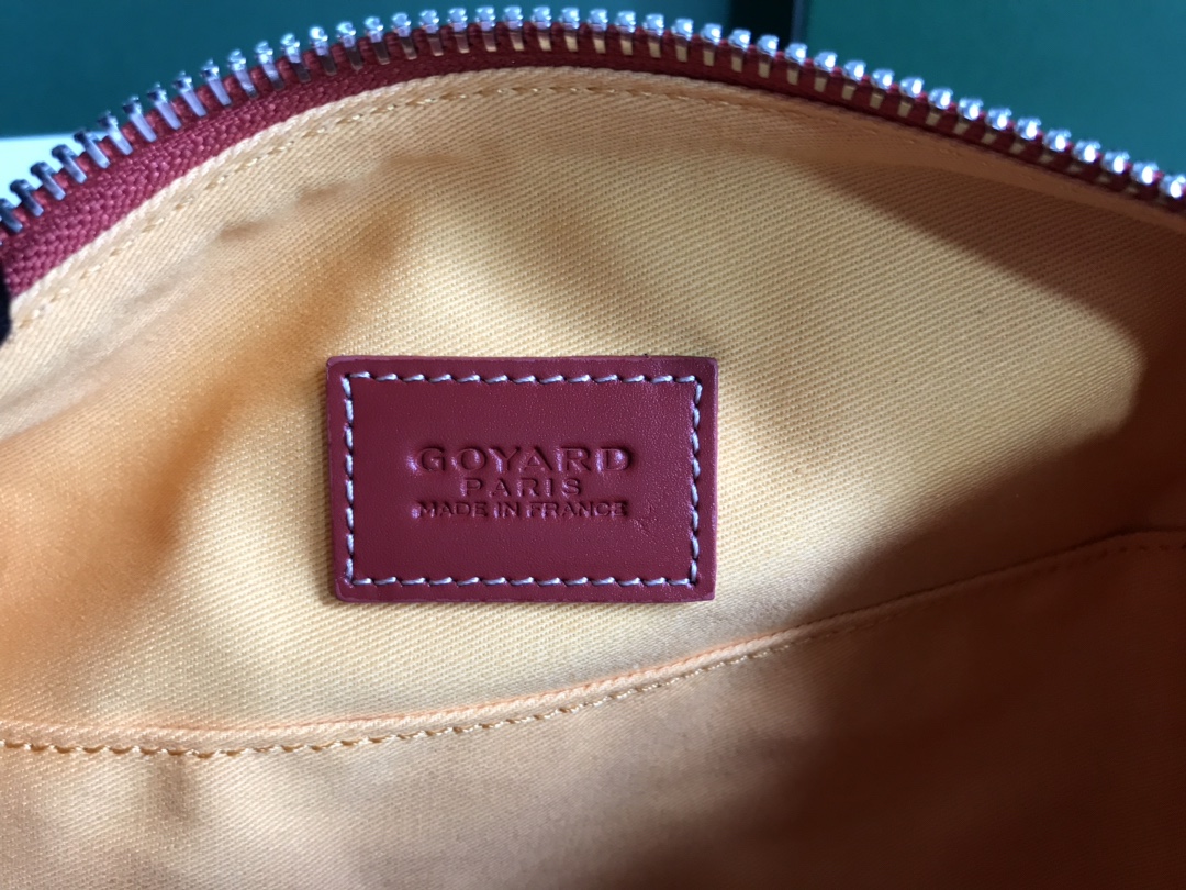 Go*ard cosmetic bag red