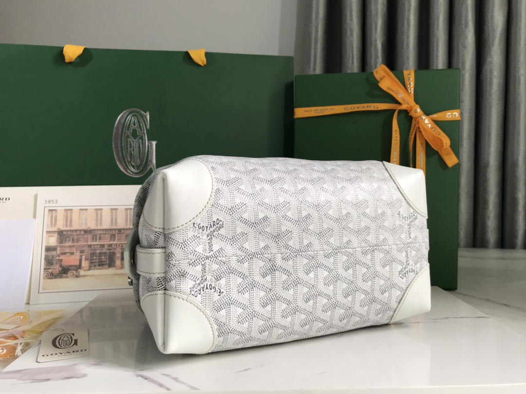 Go*ard cosmetic bag white