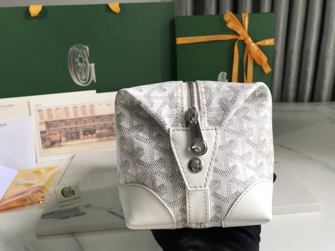 Go*ard cosmetic bag white
