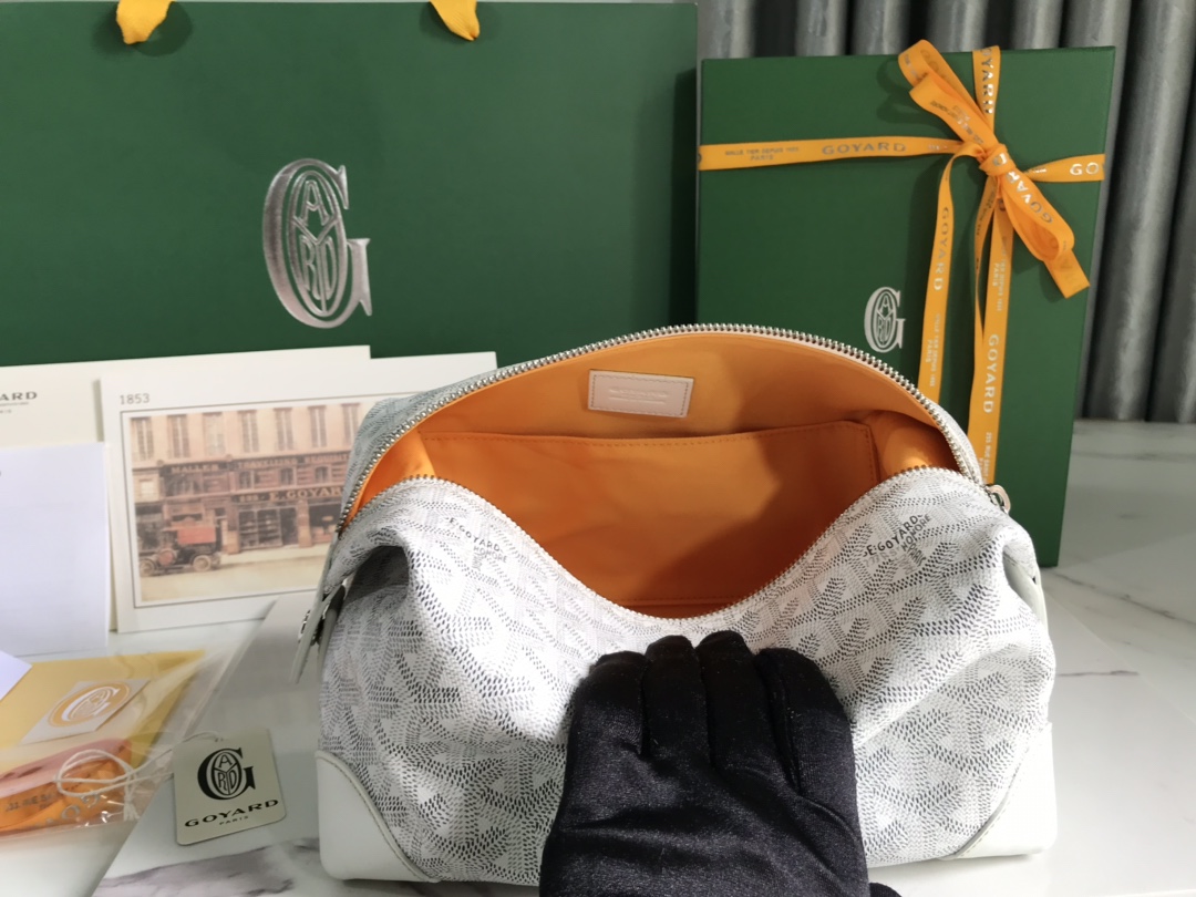 Go*ard cosmetic bag white