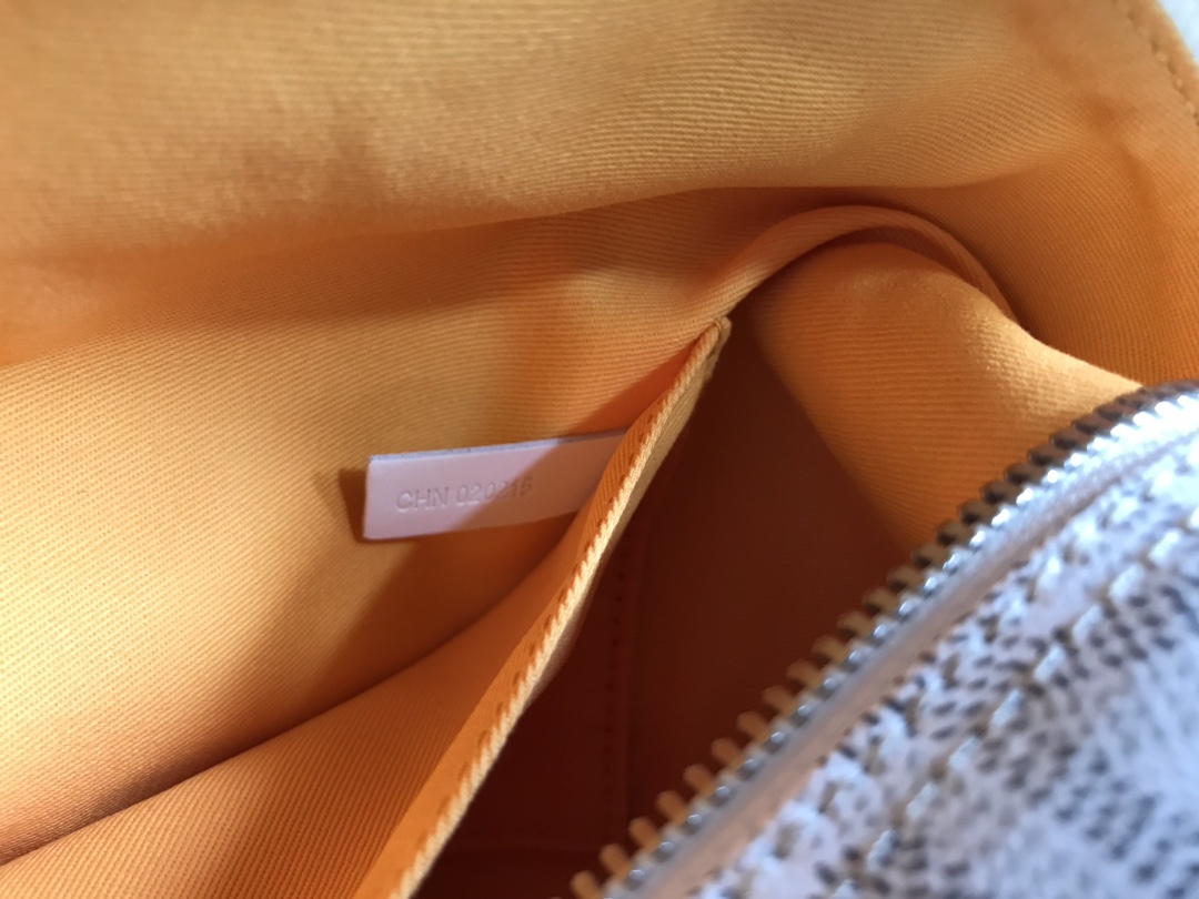 Go*ard cosmetic bag white