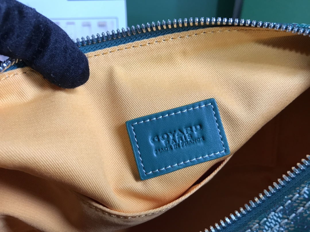 Go*ard cosmetic bag green