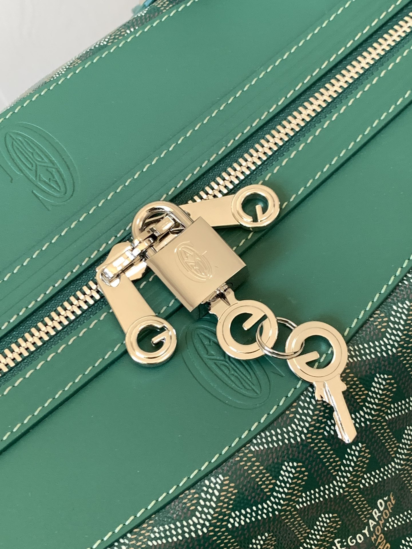 Go*ard luggage bag green
