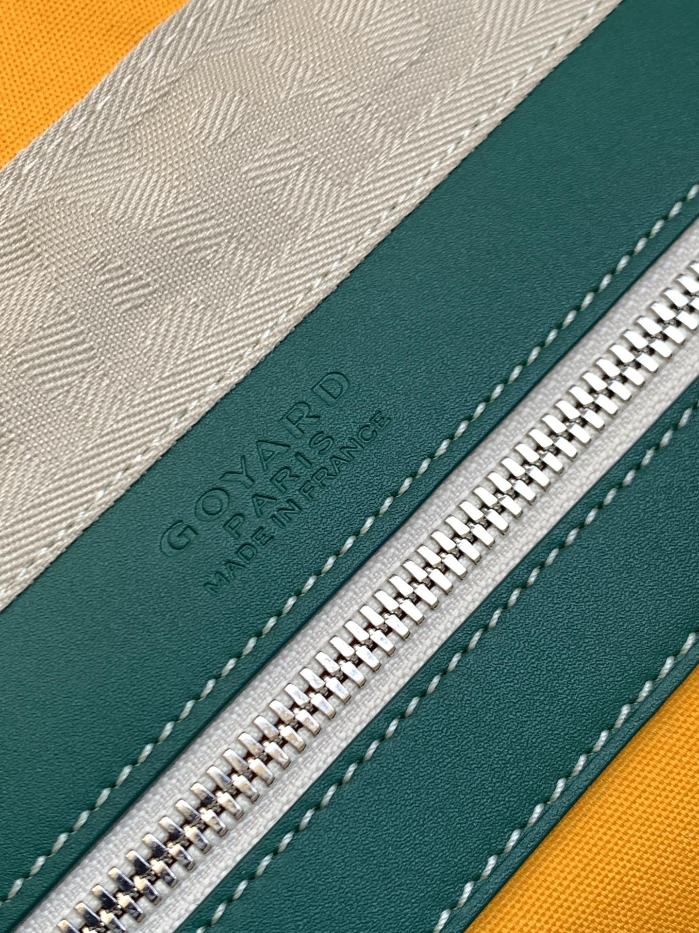 Go*ard luggage bag green
