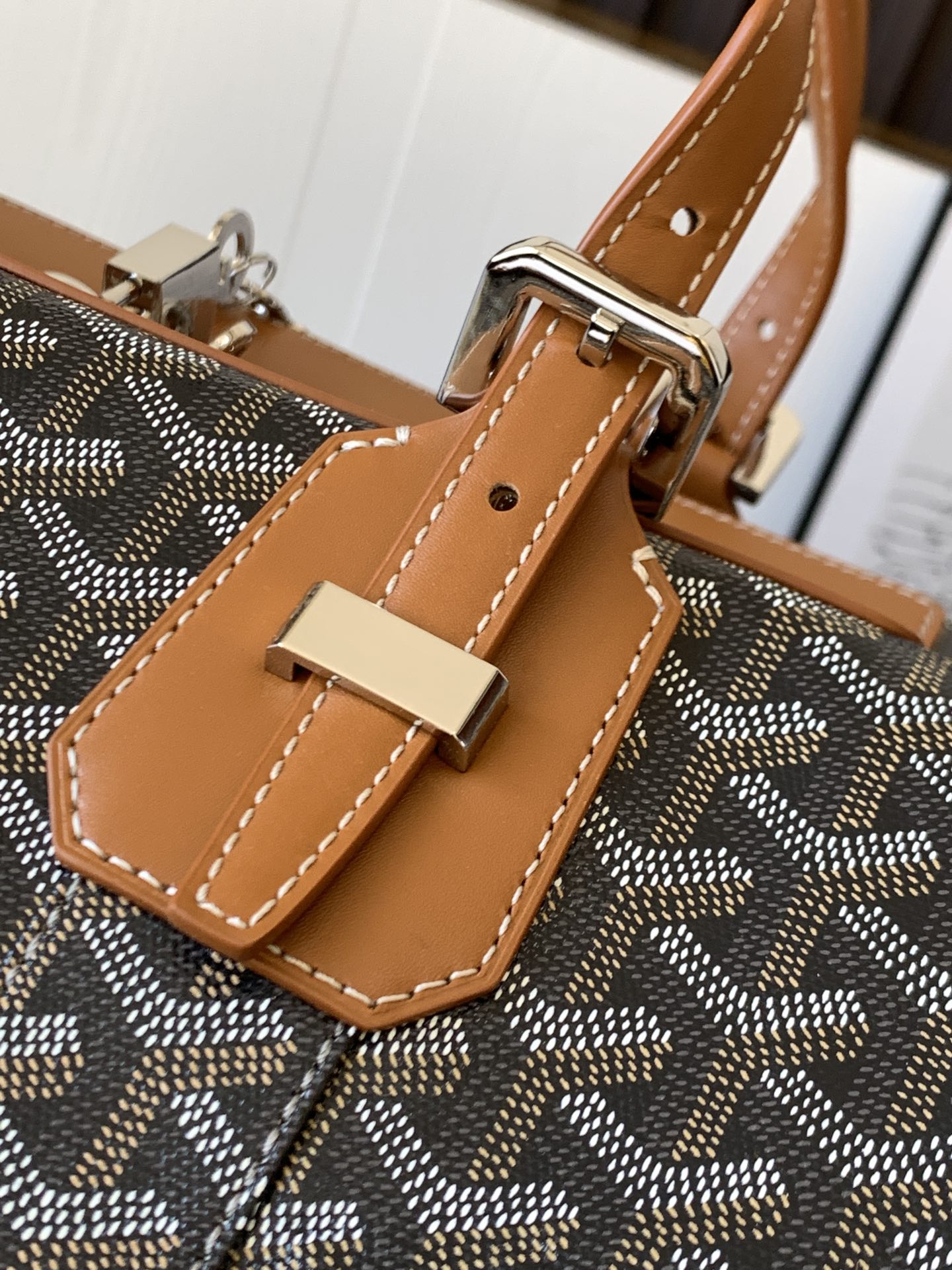 Go*ard luggage bag brown