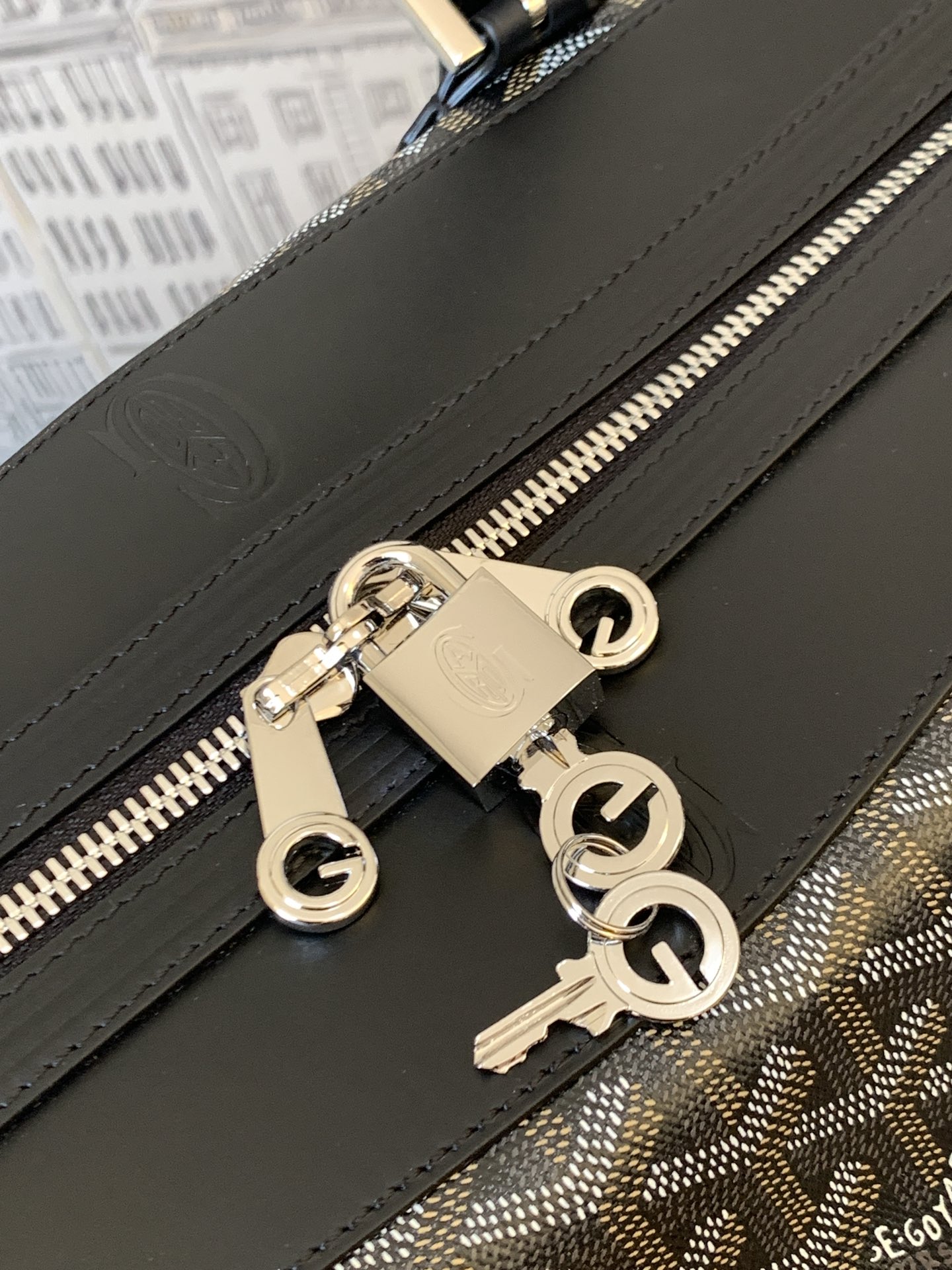 Go*ard luggage bag black
