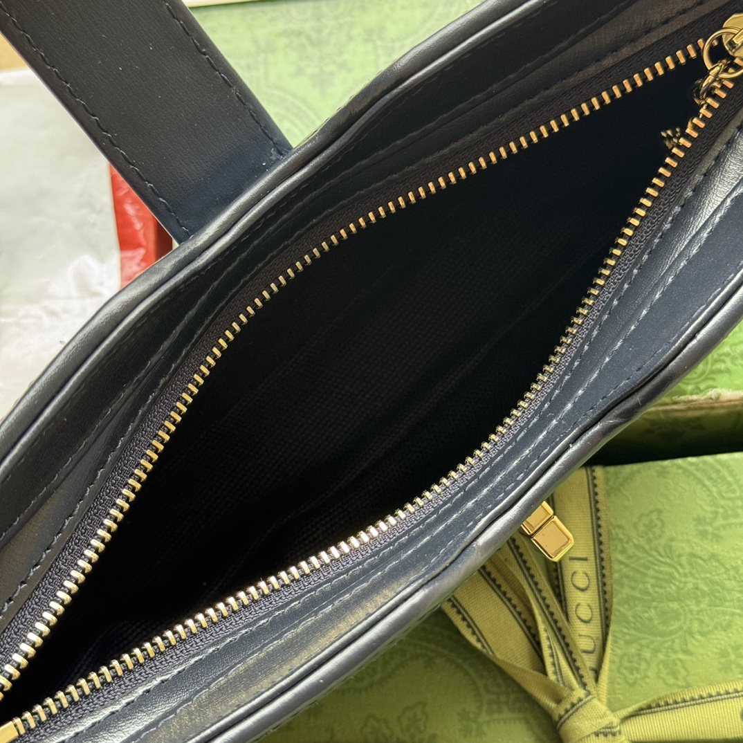 G*u*i moon side bag