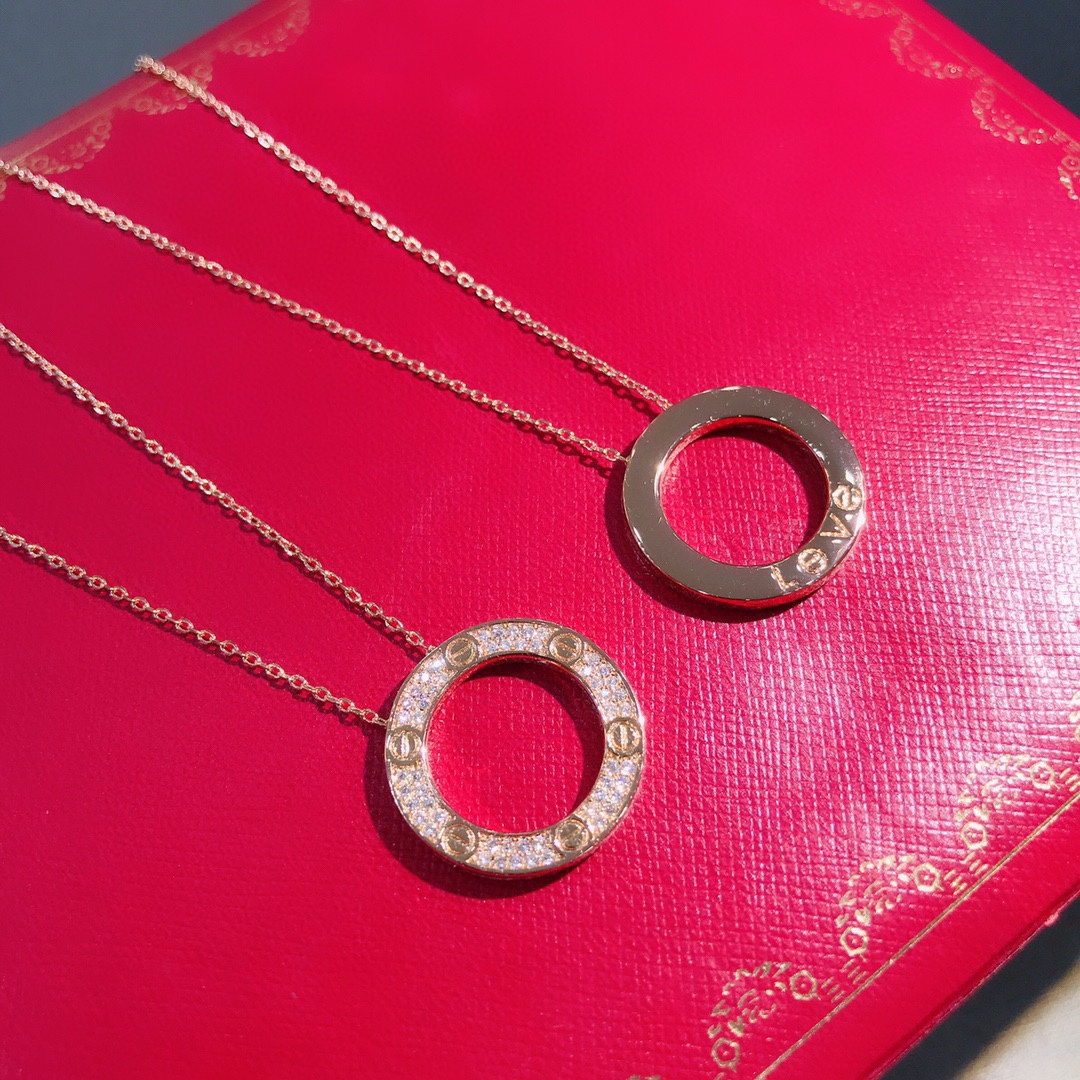 Round Ring Neckalce with Diamonds
