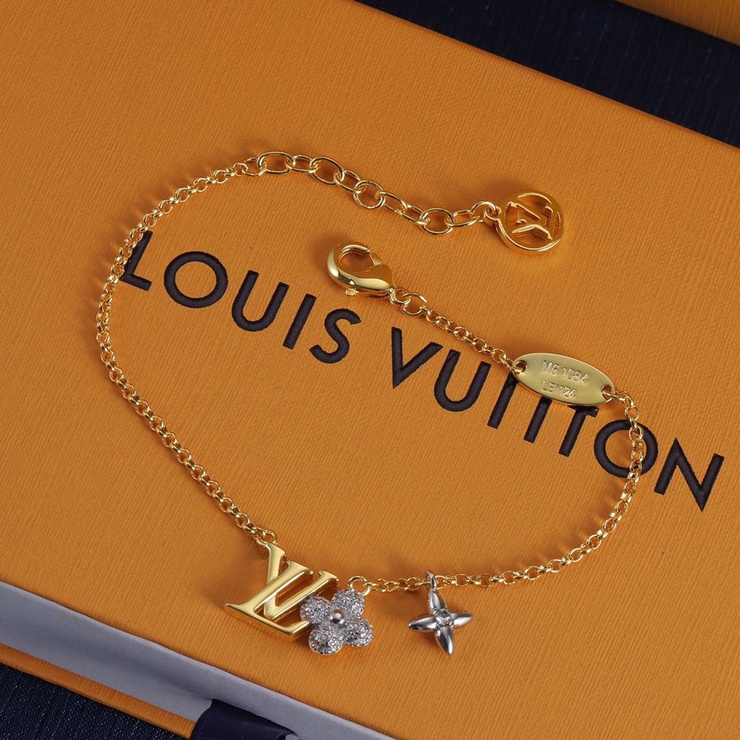 Alphabet Flower Bracelet with Diamonds