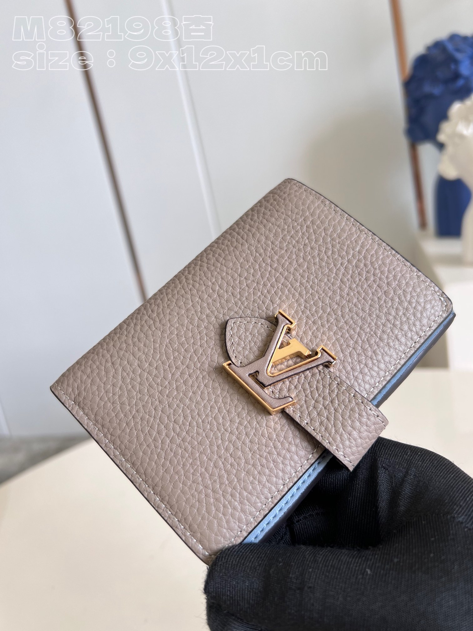l0*is V*t0n m82198 apricot lv small straight bag in grained taurillon leather