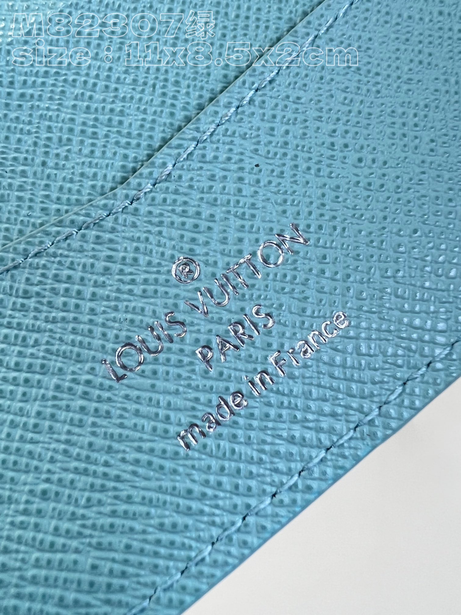 l0*is V*t0n m82307 green slender bag is made of clean monogram aquagarden canvas