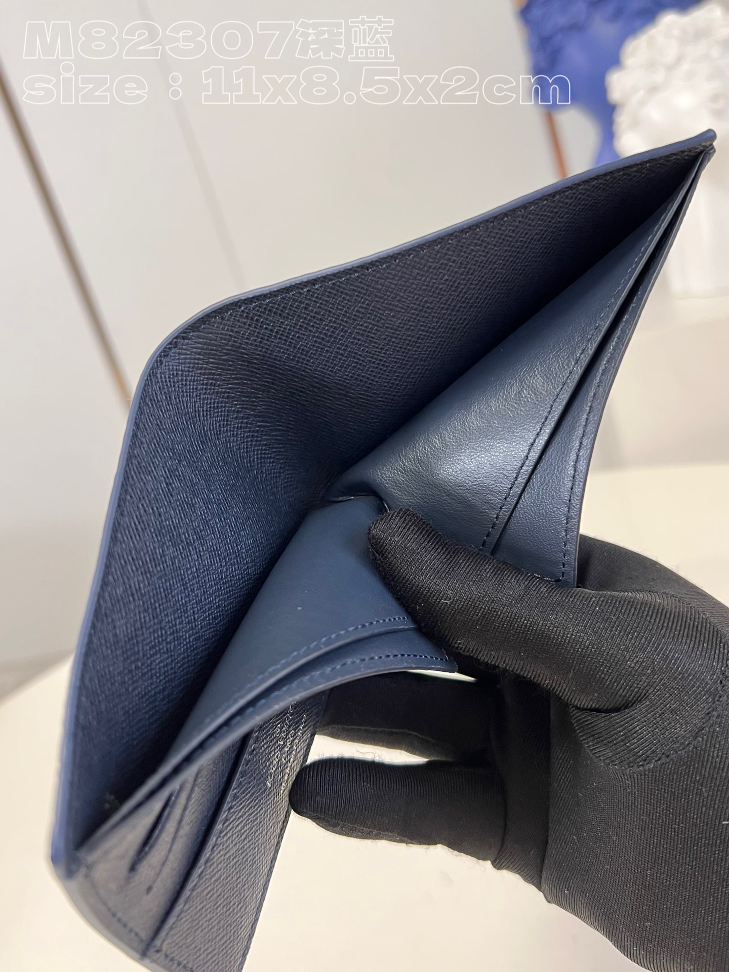 l0*is V*t0n m82307 slender bag in dark blue is crafted in crisp monogram aquagarden canvas