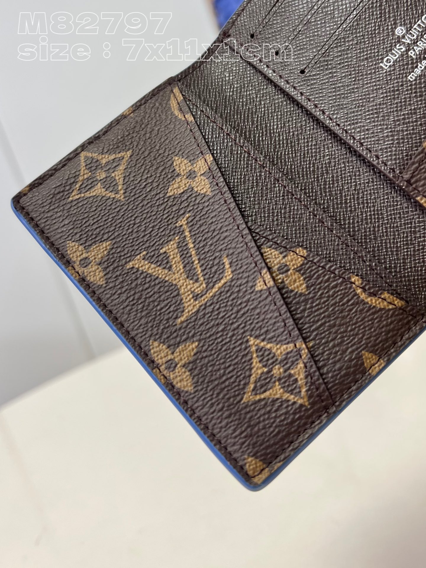 l0*is V*t0n m82797 blue m82796 pocket wallet in monogram-coated canvas with a color-blocked