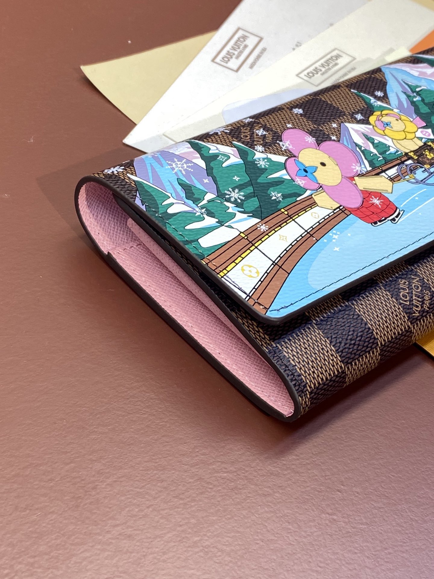 l0*is V*t0n 2023!christmas model n63551 snow mountain!sarah money clip this special christmas
