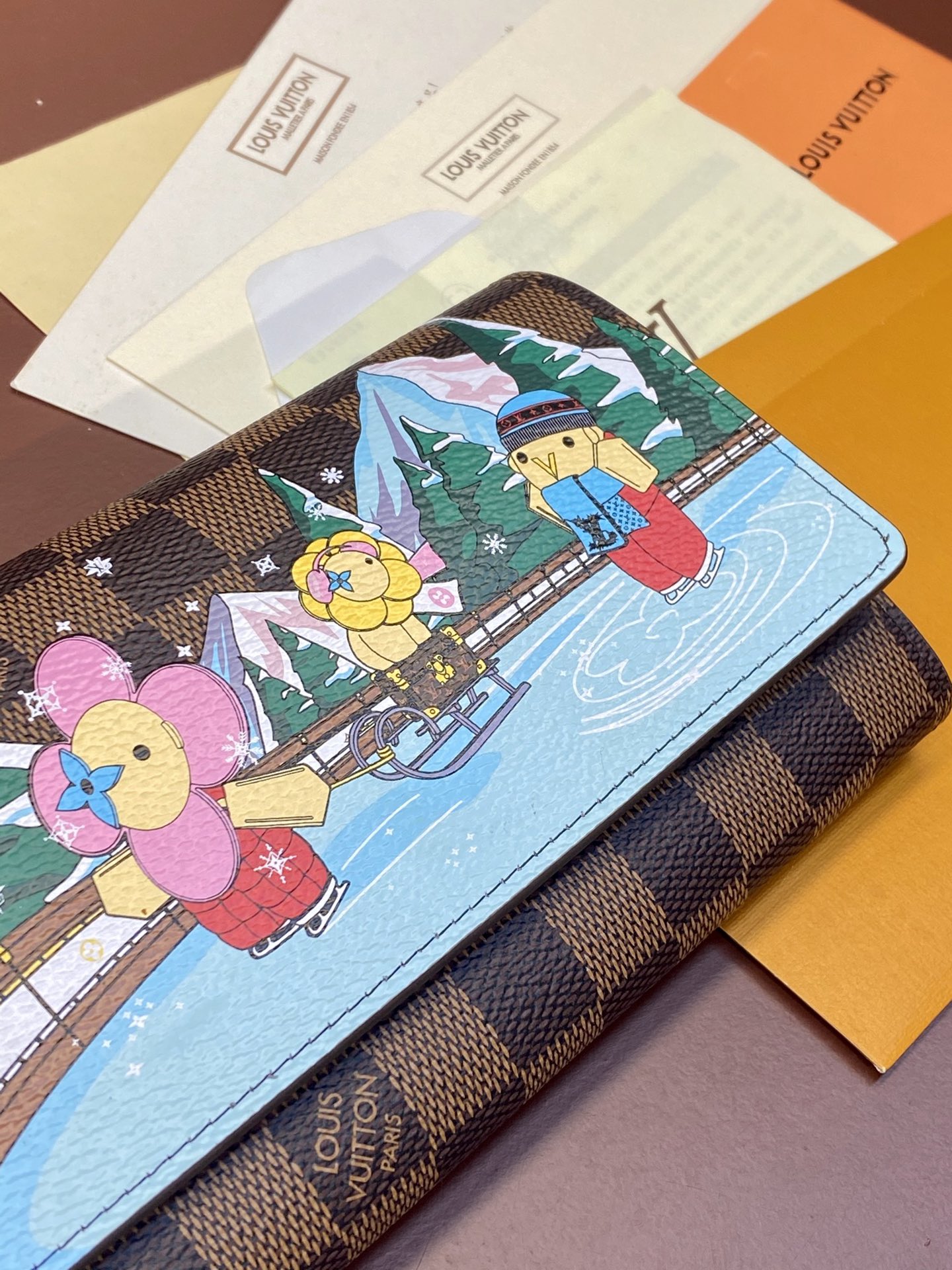 l0*is V*t0n 2023!christmas model n63551 snow mountain!sarah money clip this special christmas