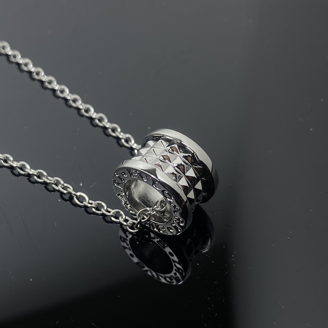B.zero Angular Necklace without Diamonds