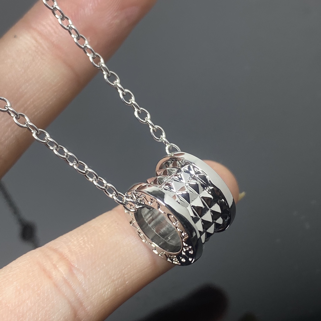 B.zero Angular Necklace without Diamonds