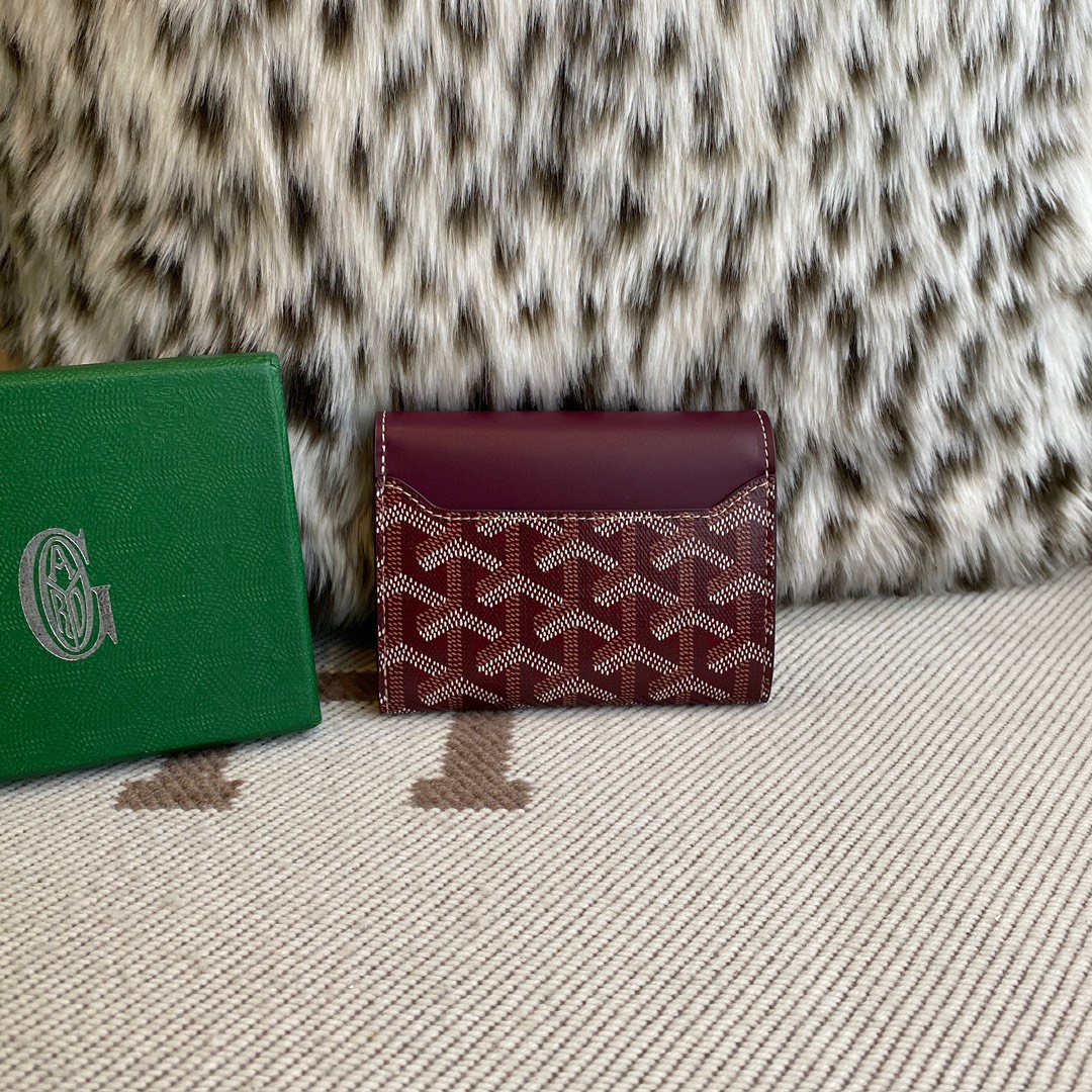 burgundy Go*ard saint-gabriel wallet lightweight and compact