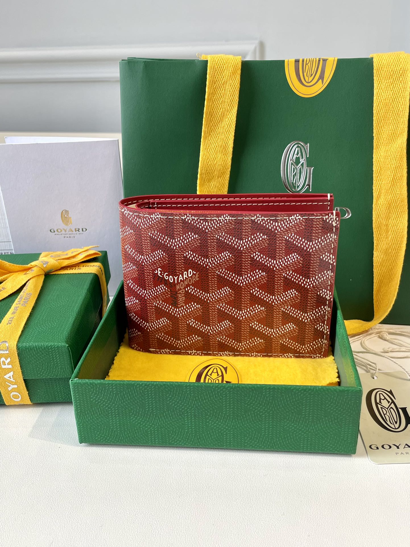 red Go*ard victoire wallet organising cards, papers and notes ,can be used in a bag