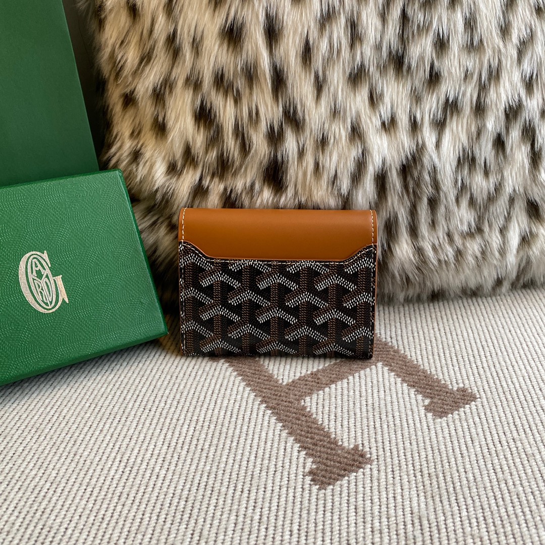 black and tan Go*ard saint-gabriel wallet lightweight and compact