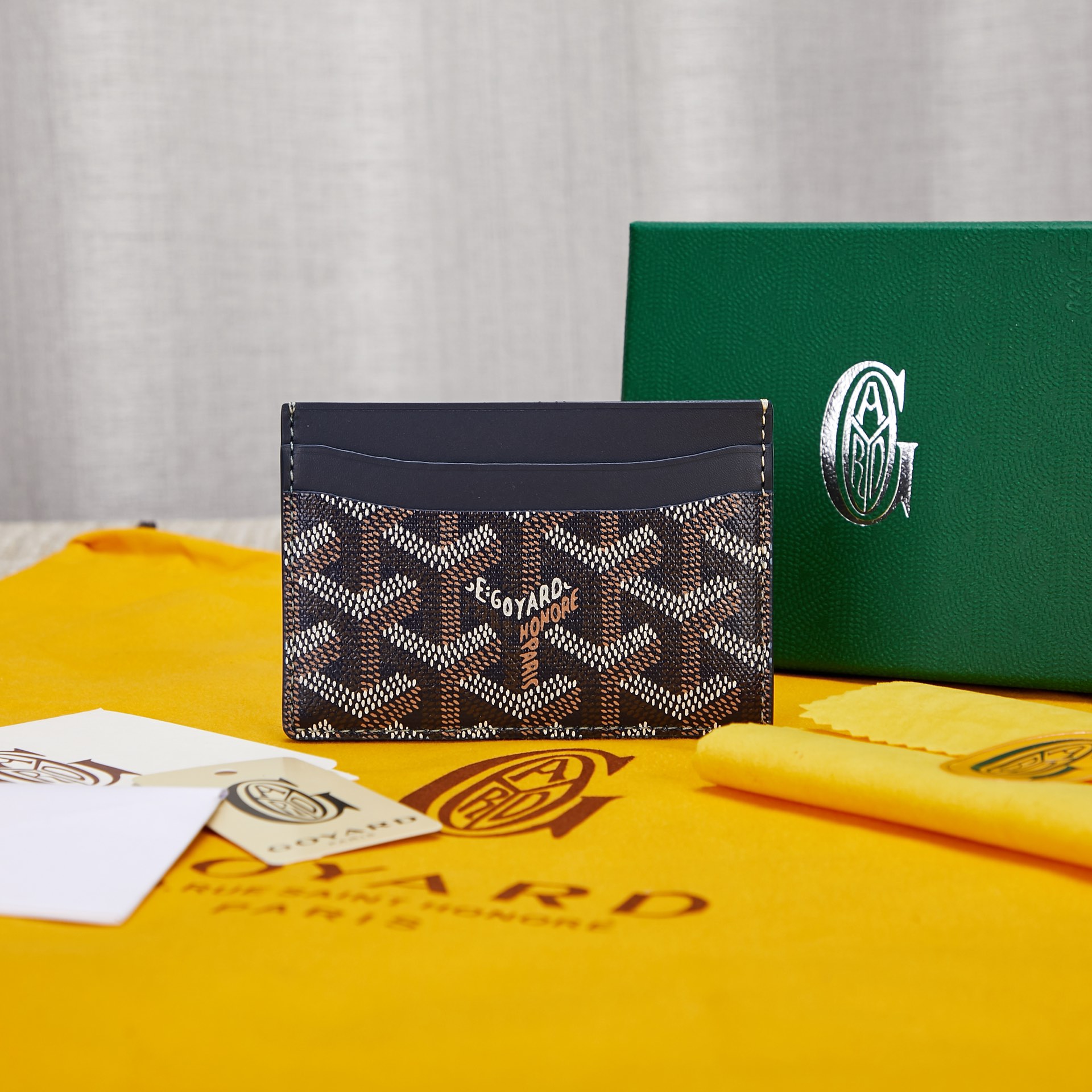 navy Go*ard saint-sulpice card wallet compact for organising cards and papers or folded notes