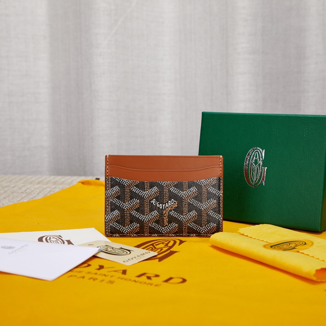 black and tan Go*ard saint-sulpice card wallet compact for organising cards and papers