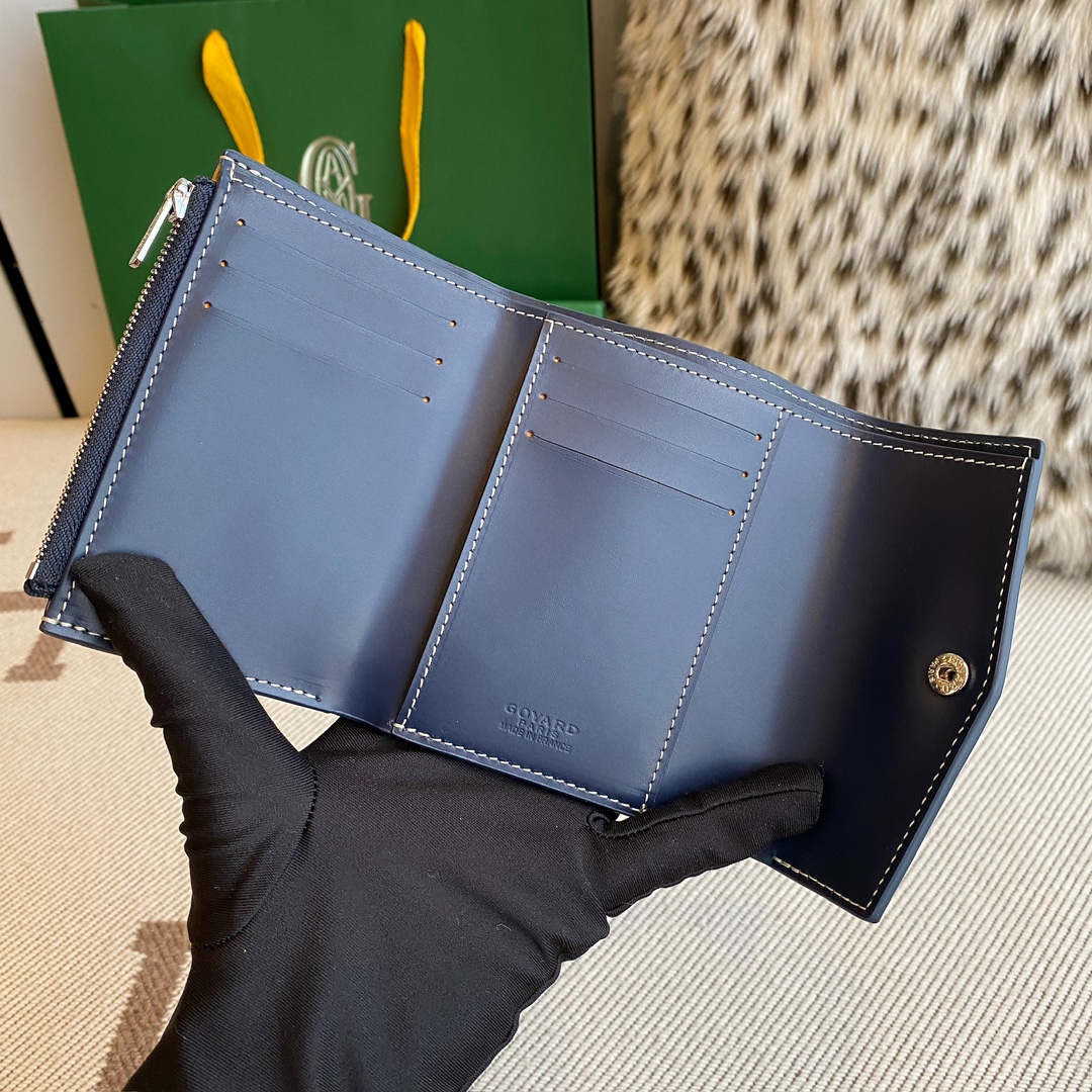 navy Go*ard saint-gabriel wallet lightweight and compact