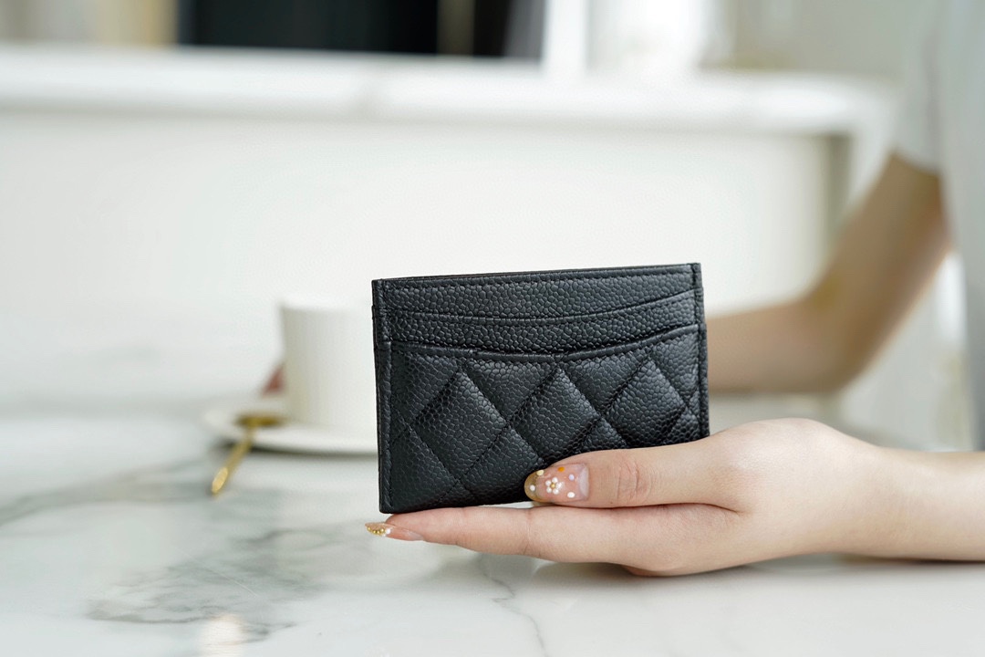 Ch*el classic card holder black cow gold using caviar grain embossed calfskin