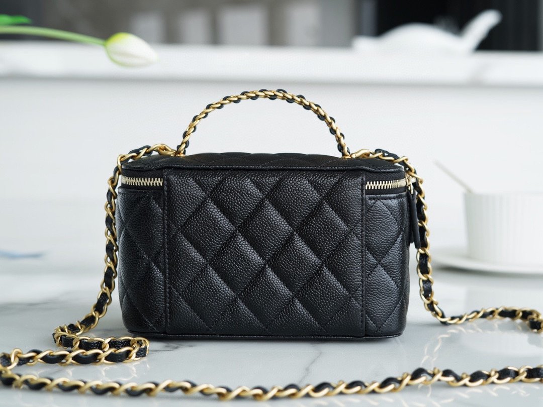 Ch*el spring and summer hollow handle long box black classic diamond and leather