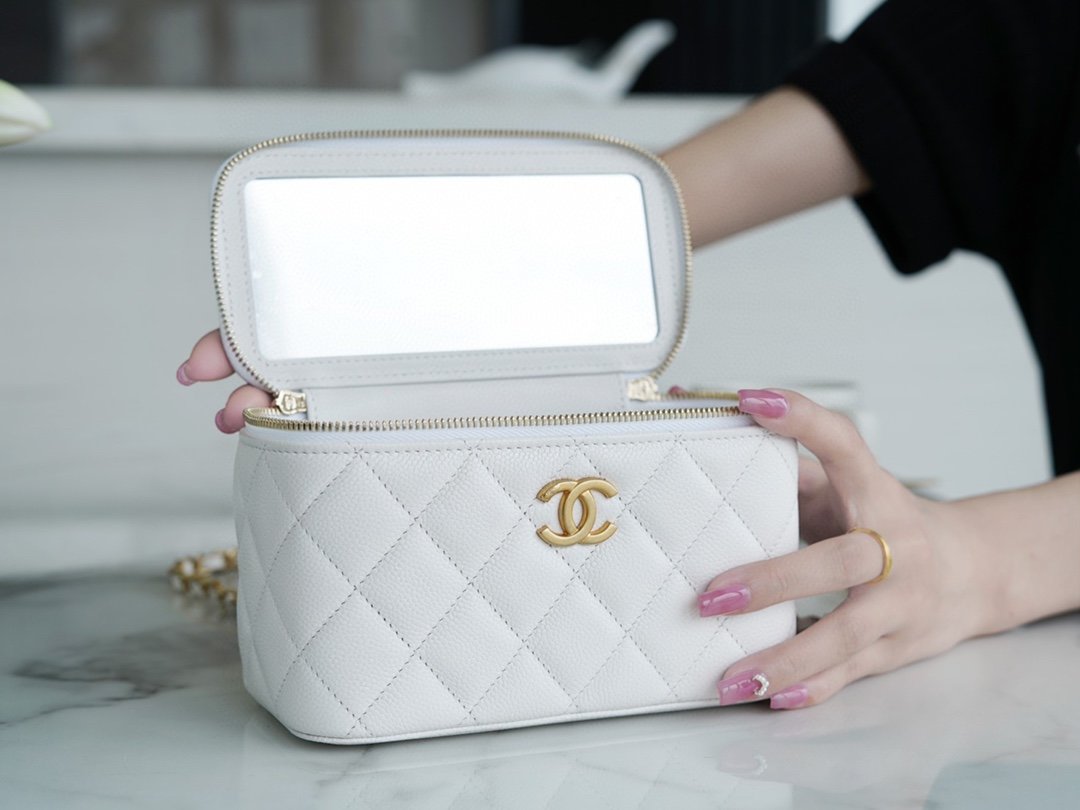Ch*el spring and summer hollow handle long box white classic rhombus