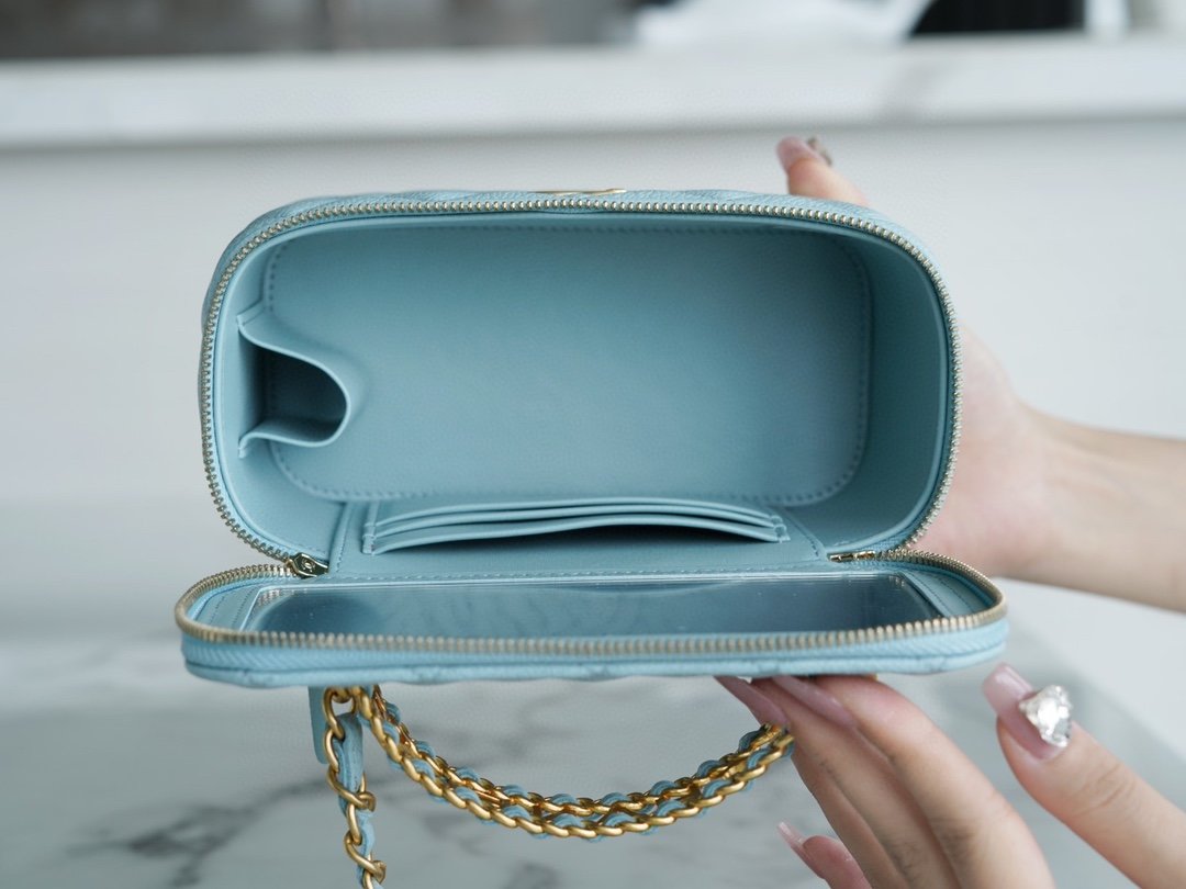Ch*el spring and summer hollow handle long box sky blue classic diamond and leather wear handheld