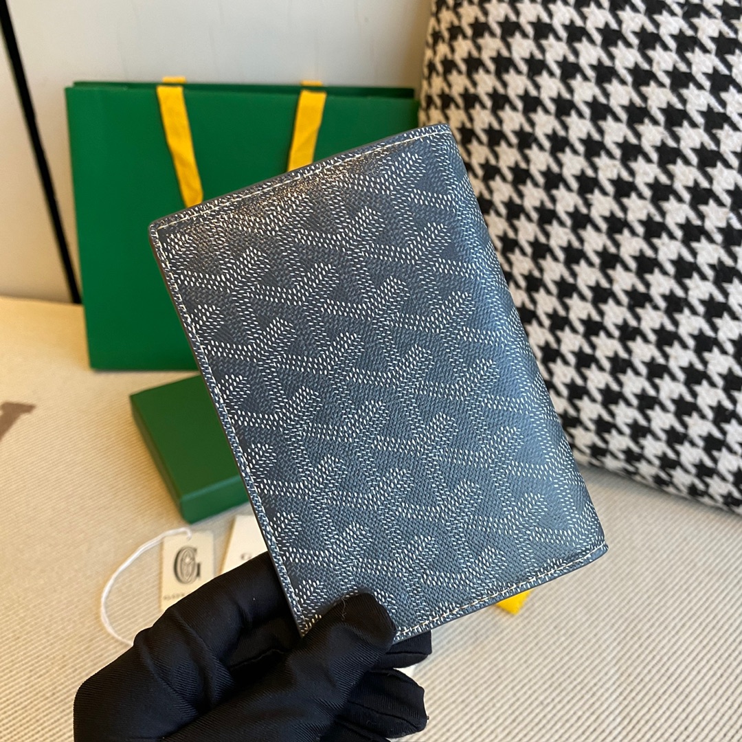 grey Go*ard grenelle passport cover is ideal for travelling