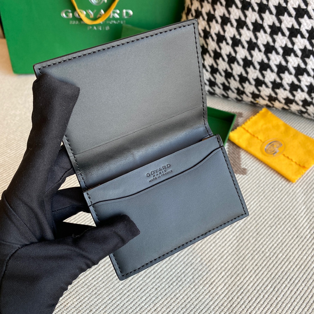 black Go*ard malesherbes card wallet ideal for business as it was designed to hold business cards in
