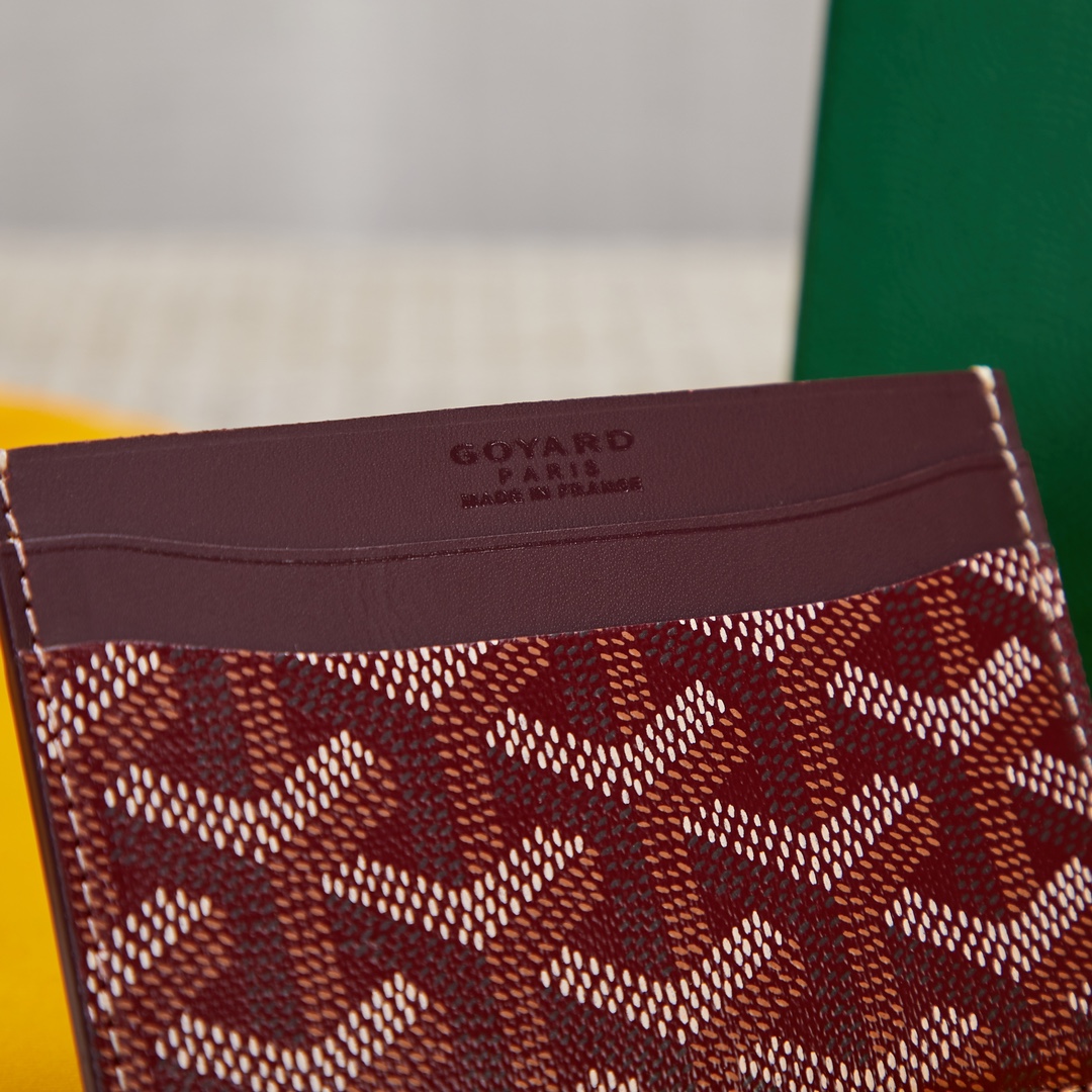 burgundy Go*ard saint-sulpice card wallet compact for organising cards and papers or folded notes