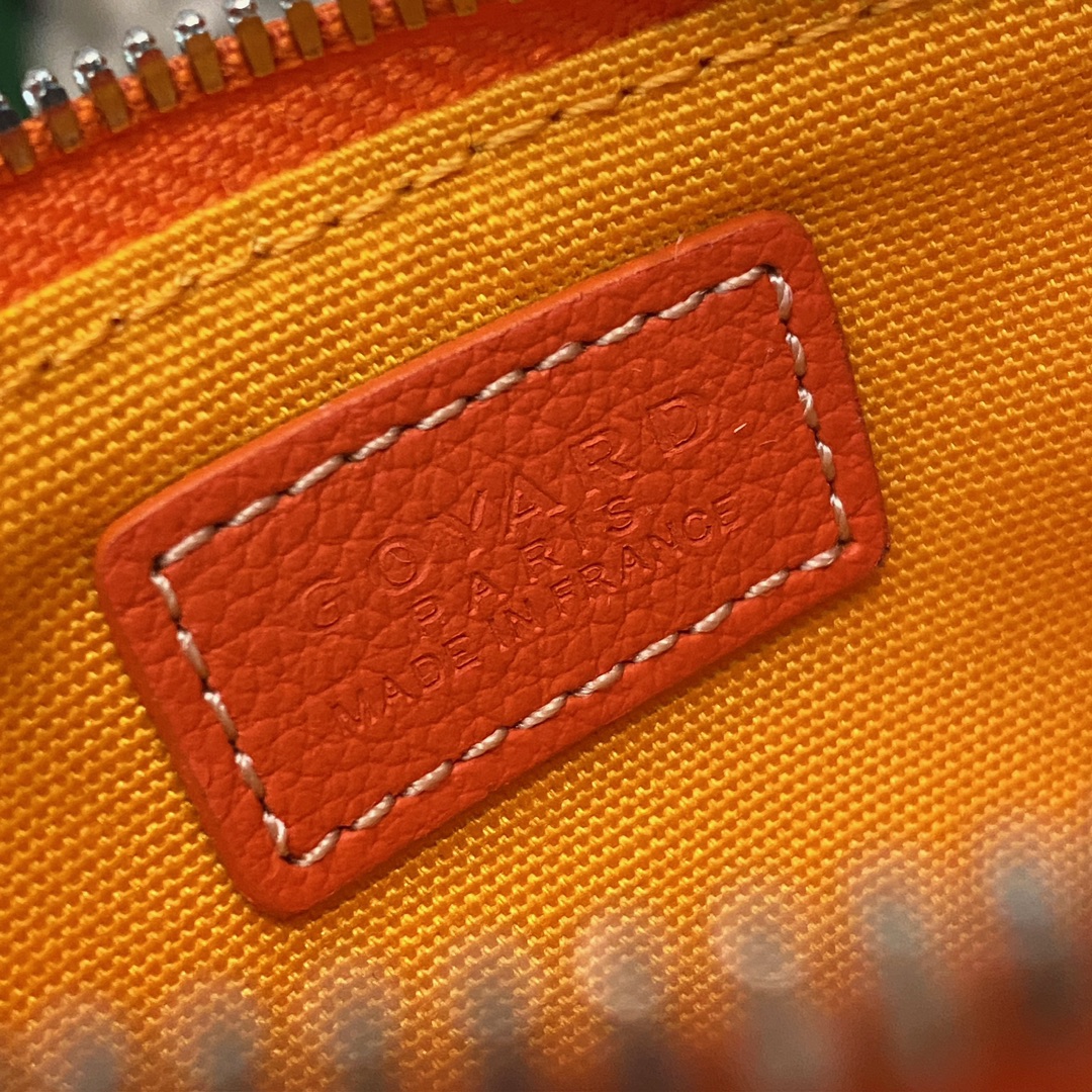 orange Go*ard senat nano key pouch inner d-ring and zip closing system