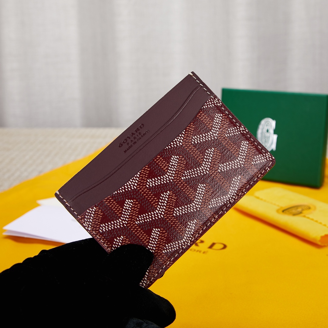 burgundy Go*ard saint-sulpice card wallet compact for organising cards and papers or folded notes