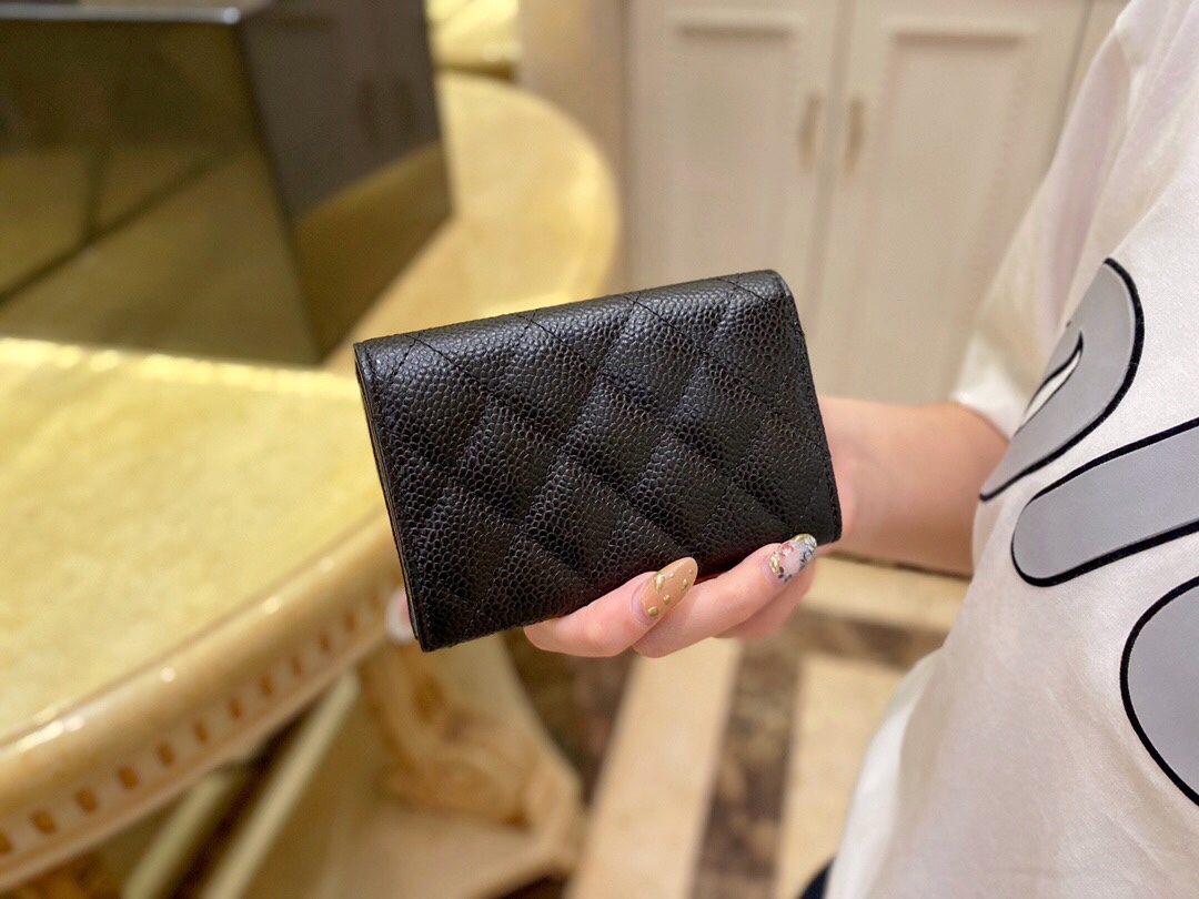 Ch*el clasic flap classic card bag black silver using french imports of hass origin calfskin